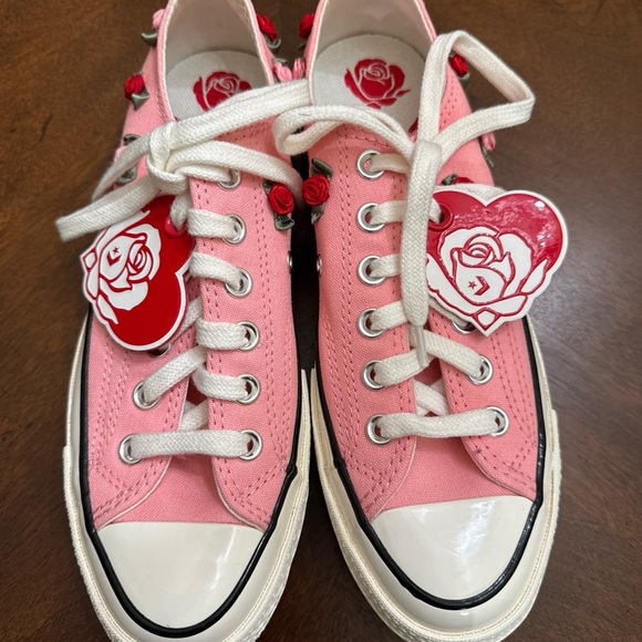 Converse Valentine Pink Sneakers with Floral accents. Women Size 7 - Picture 13 of 14